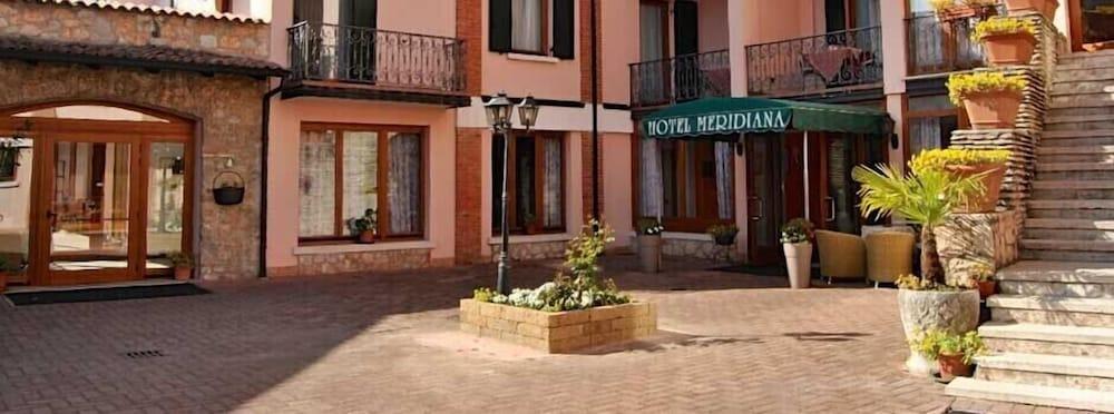 Hotel Meridiana Σιρμιόνε Εξωτερικό φωτογραφία